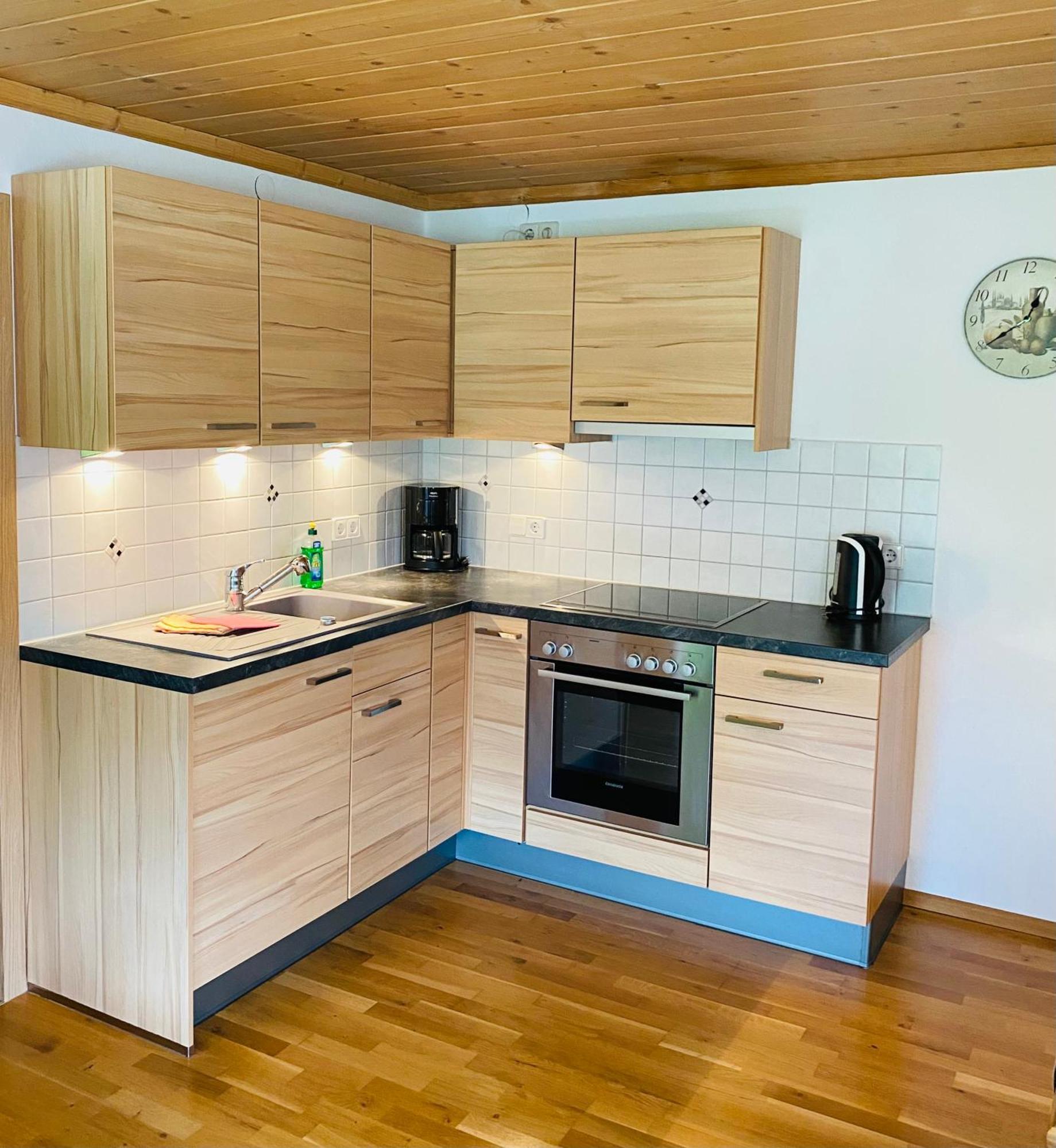 Haus Schoeneck - Chiemgau Karte อินเซลล์ ภายนอก รูปภาพ