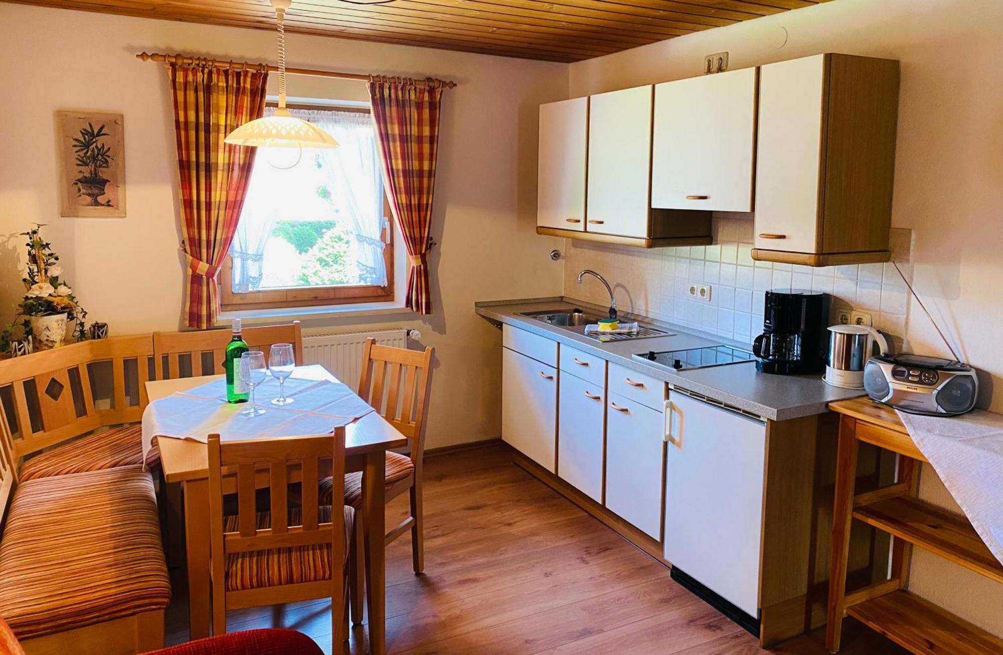 Haus Schoeneck - Chiemgau Karte อินเซลล์ ภายนอก รูปภาพ